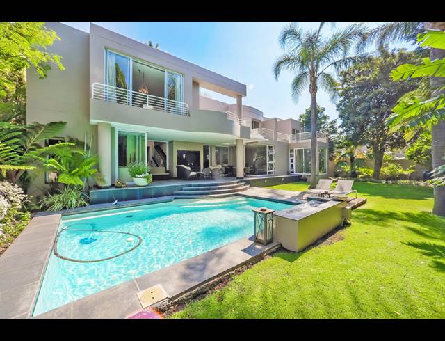 4 BEDROOM CLUSTER FOR SALE IN HURLINGHAM